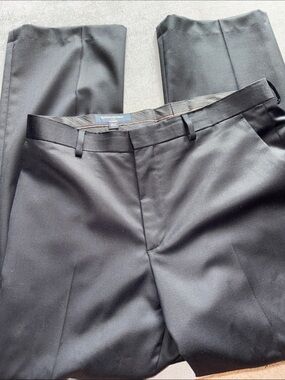 Banana Republic Black Wool Straight-Leg Pleated Formal Dress Pants 34x30 EUC